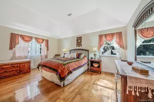 18 Cayla Ln, Port Jefferson Station, NY 11776 - Photo 11