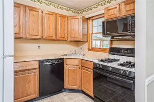 5 Hillaire Pl, Nanuet, NY 10954 - Photo 5