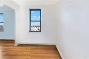 128-11 Newport, Rockaway Park, NY 11694 - Photo 9