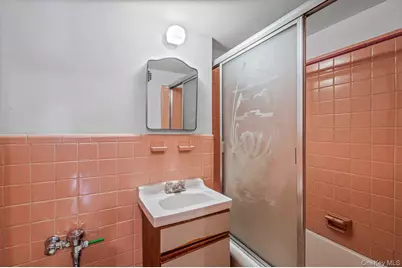 35-51 85th Street #2F, Jackson Heights, NY 11372 - Photo 11