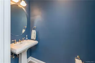 1 Christie Pl, Scarsdale, NY 10583 - Photo 15