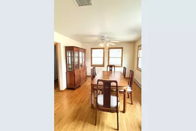 77 Hampton Place, Freeport, NY 11520 - Photo 5