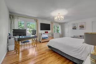 94 Fairview Ave, Great Neck, NY 11023 - Photo 19