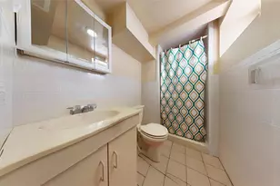 1563 E 46th St, Brooklyn, NY 11234 - Photo 15