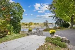 201 Shore Rd, Greenwich, CT 06830 - Photo 7