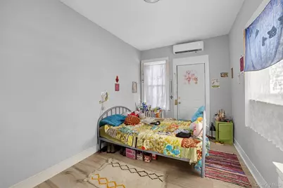 439 S 7th Avenue, Mount Vernon, NY 10550 - Photo 9