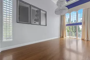 85 Sagamore Dr, Plainview, NY 11803 - Photo 5