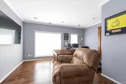 85 Sagamore Drive, Plainview, NY 11803 - Photo 13