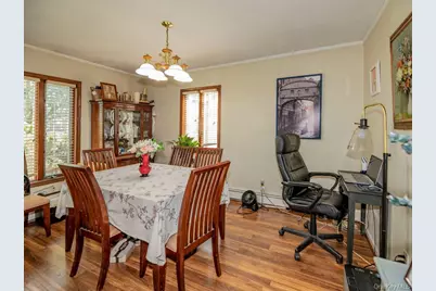 306 Clay Avenue, West Islip, NY 11795 - Photo 17
