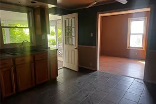 99 W Bridge St, Saugerties, NY 12477 - Photo 3