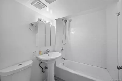 1440 Boston Post #8K, Larchmont, NY 10543 - Photo 17