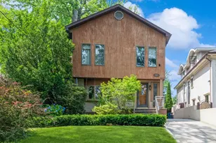 196-15 Como Ave, Hollis, NY 11423 - Photo 3