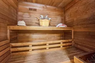 196-15 Como Ave, Hollis, NY 11423 - Photo 23