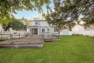 263 Foster Avenue, Malverne, NY 11565 - Photo 17