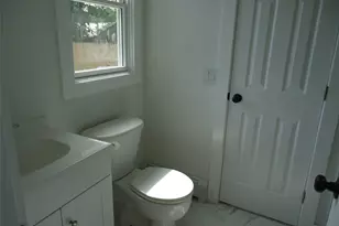 193 Laurelton Dr, Mastic Beach, NY 11951 - Photo 7