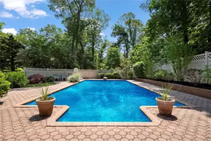 14 Durham Dr, Dix Hills, NY 11746 - Photo 45