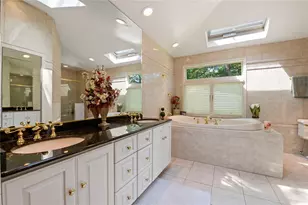 14 Durham Dr, Dix Hills, NY 11746 - Photo 23