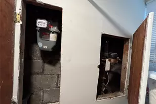 104-18 216th St, Queens Village, NY 11429 - Photo 43