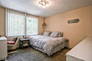 19 Pettit Dr, Dix Hills, NY 11746 - Photo 29