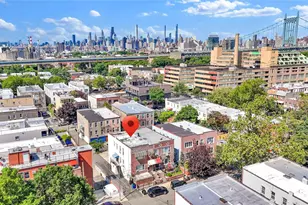 21-20 23rd Dr, Astoria, NY 11105 - Photo 17