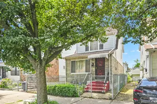 77-14 162nd St, Fresh Meadows, NY 11366 - Photo 5