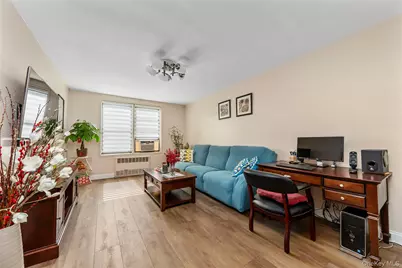 33-07 91 St Street #3K, Jackson Heights, NY 11372 - Photo 5