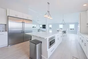 390 E Shore Rd, Lindenhurst, NY 11757 - Photo 7