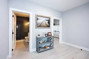 390 E Shore Rd, Lindenhurst, NY 11757 - Photo 23