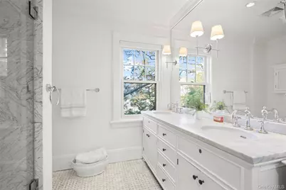 75 Young Avenue, Pelham, NY 10803 - Photo 17