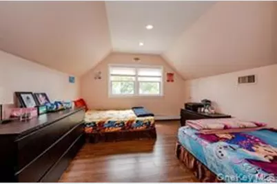 252-14 82 Road, Bellerose, NY 11426 - Photo 11