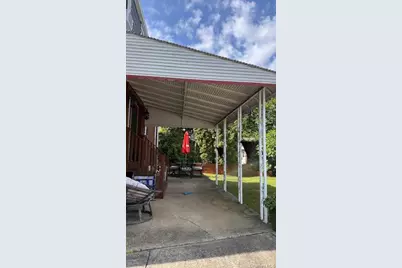 422 Saint Agnes Place, Franklin Square, NY 11010 - Photo 3