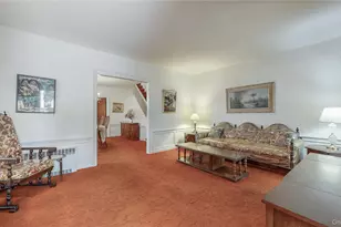 151-07 85th Ave, Briarwood, NY 11432 - Photo 5