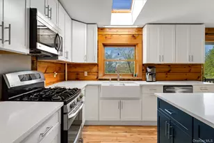 354 Sunset Hill Rd E, Fishkill, NY 12524 - Photo 9