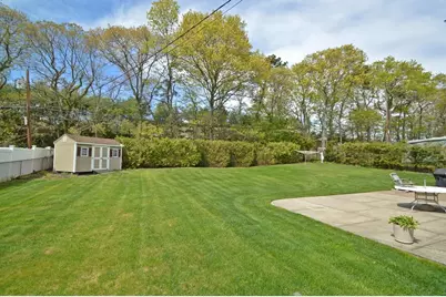 70 Fairfax Drive, Coram, NY 11727 - Photo 23