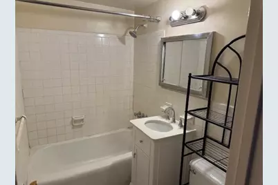 89-15 Parsons Boulevard #4B, Jamaica, NY 11432 - Photo 9