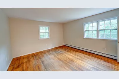 10 Valentine Road, Shoreham, NY 11786 - Photo 11