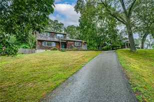 10 Valentine Rd, Shoreham, NY 11786 - Photo 21