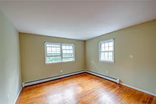 10 Valentine Rd, Shoreham, NY 11786 - Photo 13