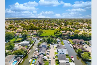 23 Bay Street, Bellmore, NY 11710 - Photo 37