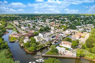 23 Bay St, Bellmore, NY 11710 - Photo 45