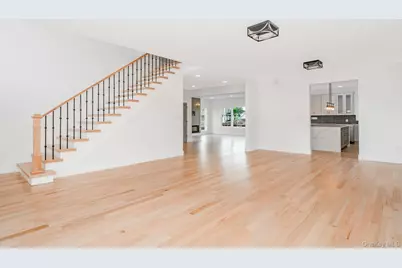 23 Bay Street, Bellmore, NY 11710 - Photo 17