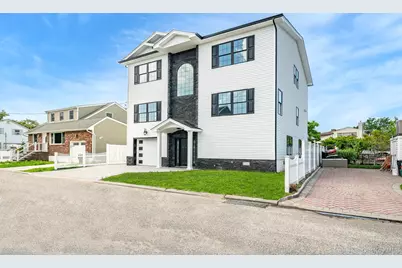 23 Bay Street, Bellmore, NY 11710 - Photo 3