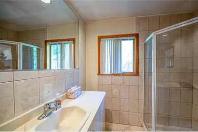 22 Penn Drive, Dix Hills, NY 11746 - Photo 5