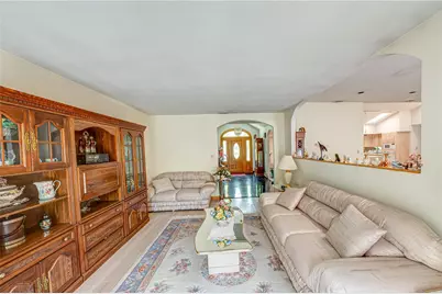 22 Penn Drive, Dix Hills, NY 11746 - Photo 9