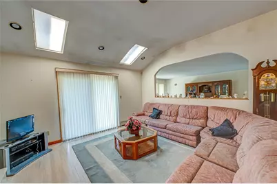 22 Penn Drive, Dix Hills, NY 11746 - Photo 21