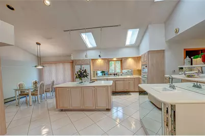 22 Penn Drive, Dix Hills, NY 11746 - Photo 25