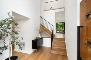 1040 Nautilus Ln, Mamaroneck, NY 10543 - Photo 5