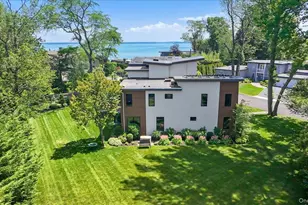 1040 Nautilus Ln, Mamaroneck, NY 10543 - Photo 3