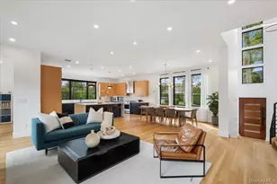 1040 Nautilus Ln, Mamaroneck, NY 10543 - Photo 15