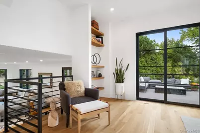 1040 Nautilus Lane, Mamaroneck, NY 10543 - Photo 19